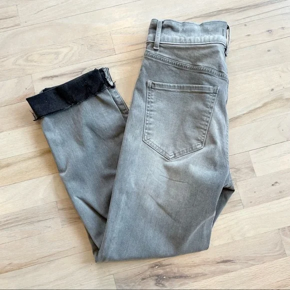 Express Super High Rise Jeans - Picture 11 of 14